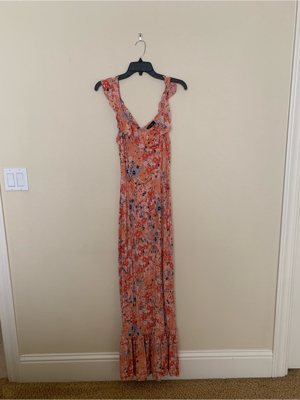 Jessica Simpson Peach Floral Maxi Dress with Blue & Coral Accents - Picture 4 of 4